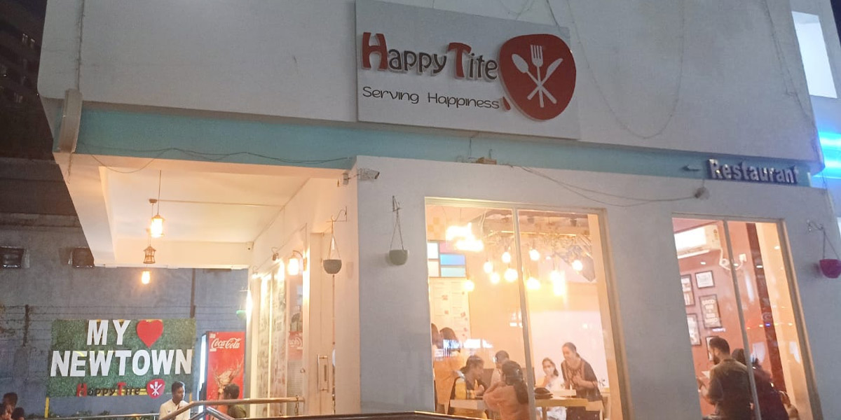 FULFILL YOUR APPETITE WITH A HAPPY MEAL AT HAPPY TITE
